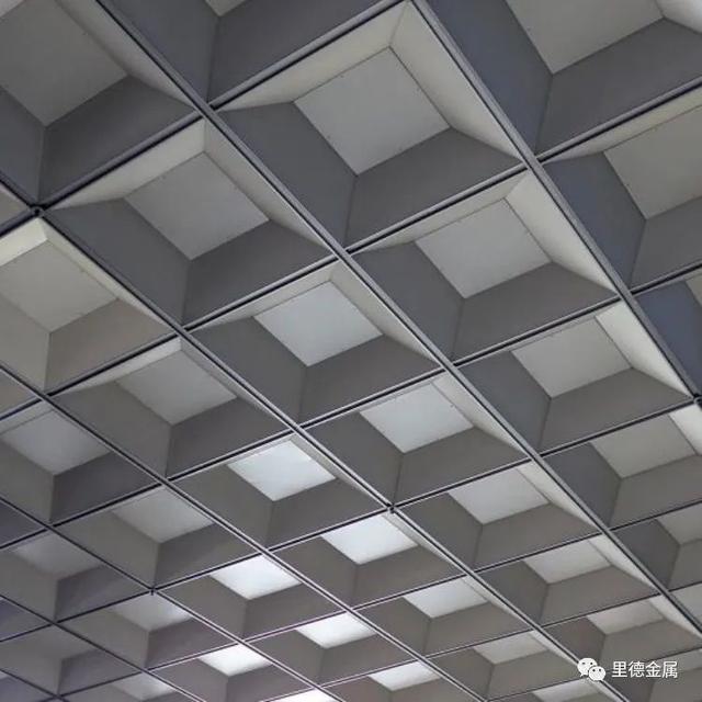 「装修材料」金属吊顶，为何让设计师们爱不释手？